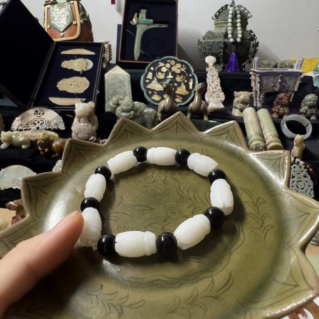 精美典雅别致大方