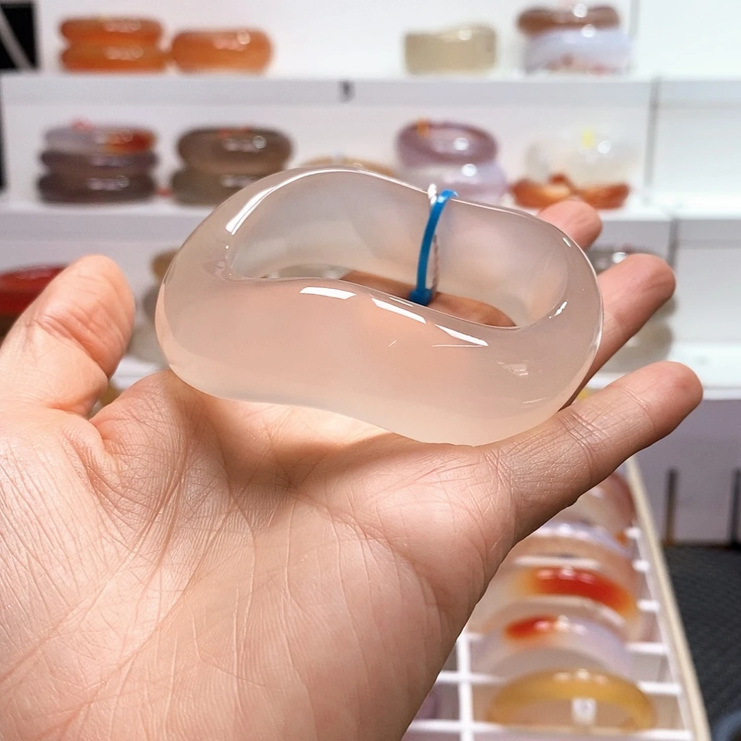 玛瑙/玉髓未镶嵌手镯