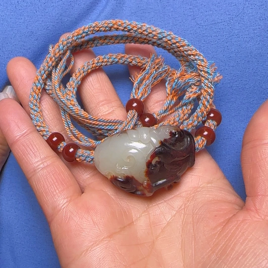 和田玉颈饰未镶嵌太**媒