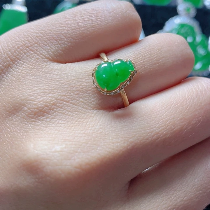 翡翠颈饰18K金镶嵌