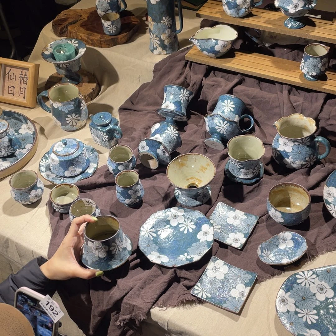 景德镇手工陶瓷杯