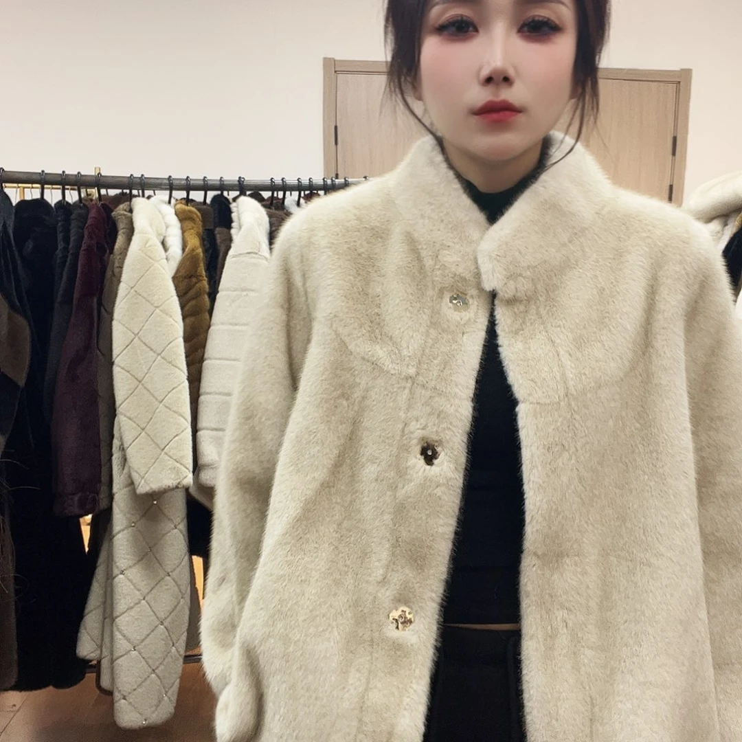 28号皮毛一体外套