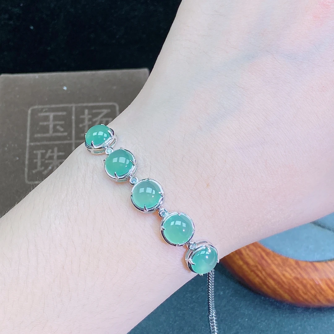 天然翡翠A货时尚又大气设计款手链通体S925银镶嵌