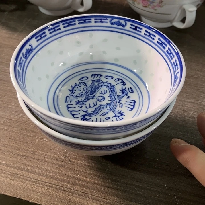 瓷片//////直径12.5厘米。2个。