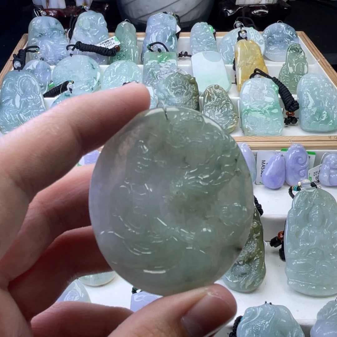 翡翠未镶嵌颈饰472