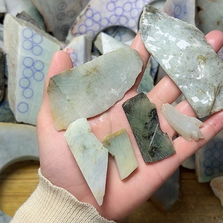 翡翠颈饰未镶嵌纯天然缅甸翡翠