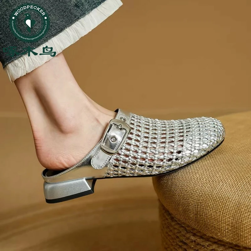 啄木鸟小众编织镂空包头凉拖女2025夏新款低跟外穿圆头粗跟穆勒鞋