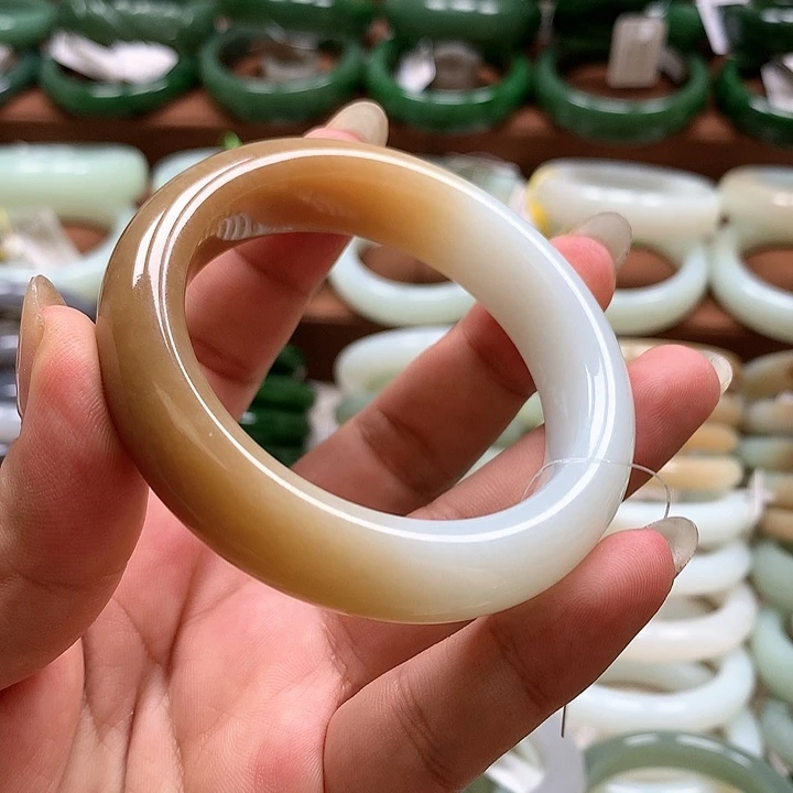 【闪购商品】和田玉手镯未镶嵌