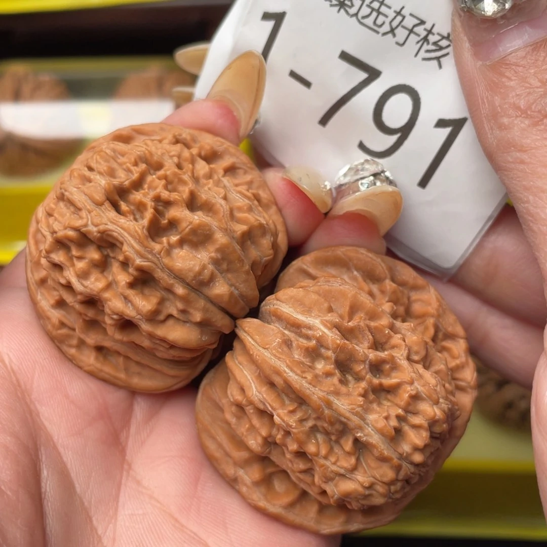 文玩核桃把件44全品平谷一代楼