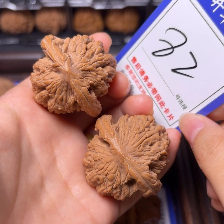 把件文玩核桃42虎头82全