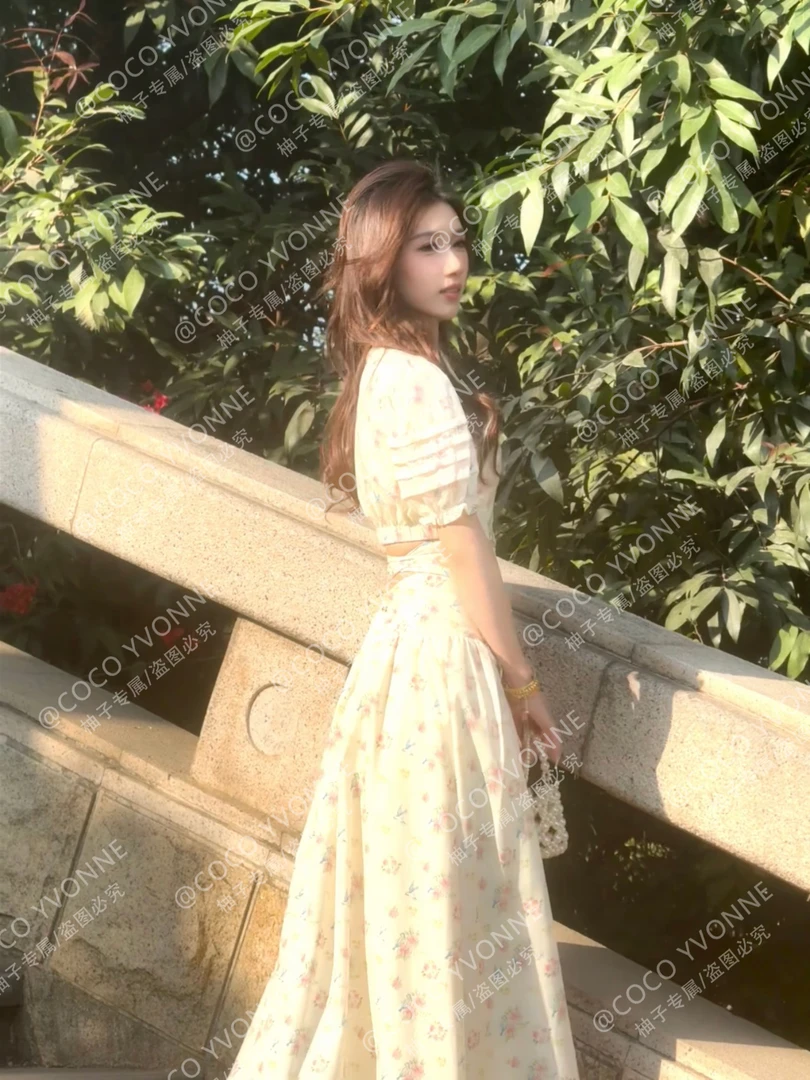 COCO YVONNE法式度假初恋连衣裙新款吊带修身碎花小众夏季连衣裙