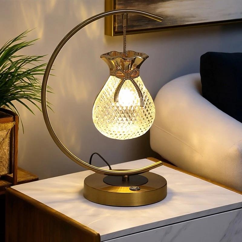欧式轻奢客厅卧室床头灯桌面简约美式复古温馨创意家用书房台灯