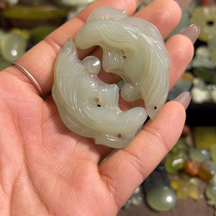 蛇纹石玉合金颈饰