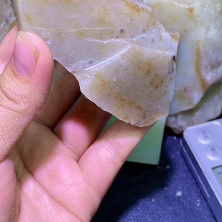 未镶嵌和田玉珠宝半成品