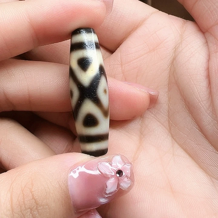 玛瑙/玉髓颈饰未镶嵌请****生