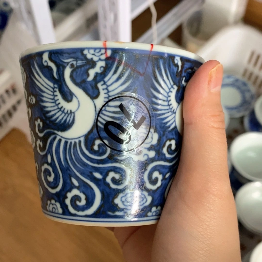 ?****人手工制作手绘单杯