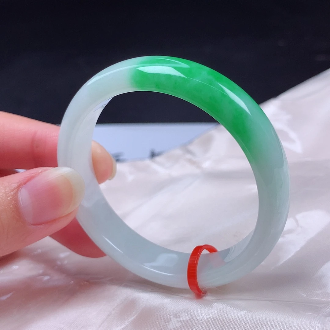 翡翠未镶嵌手镯50圈p0501