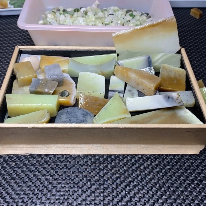 和田玉（糖玉）珠宝半成品未镶嵌