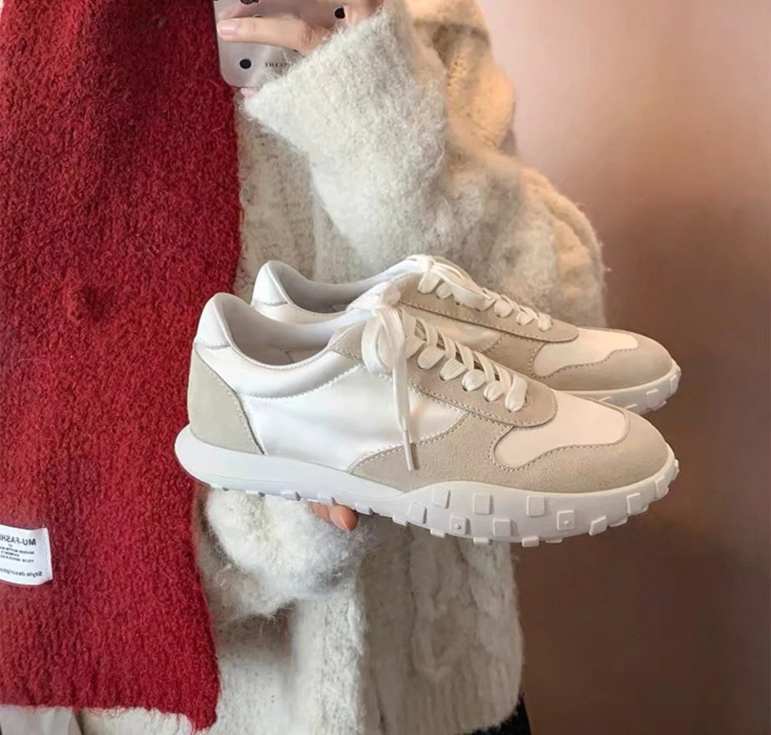 糖糖2024新款女鞋透气四季潮款时尚百搭休闲黑色厚底英伦风2-7-2