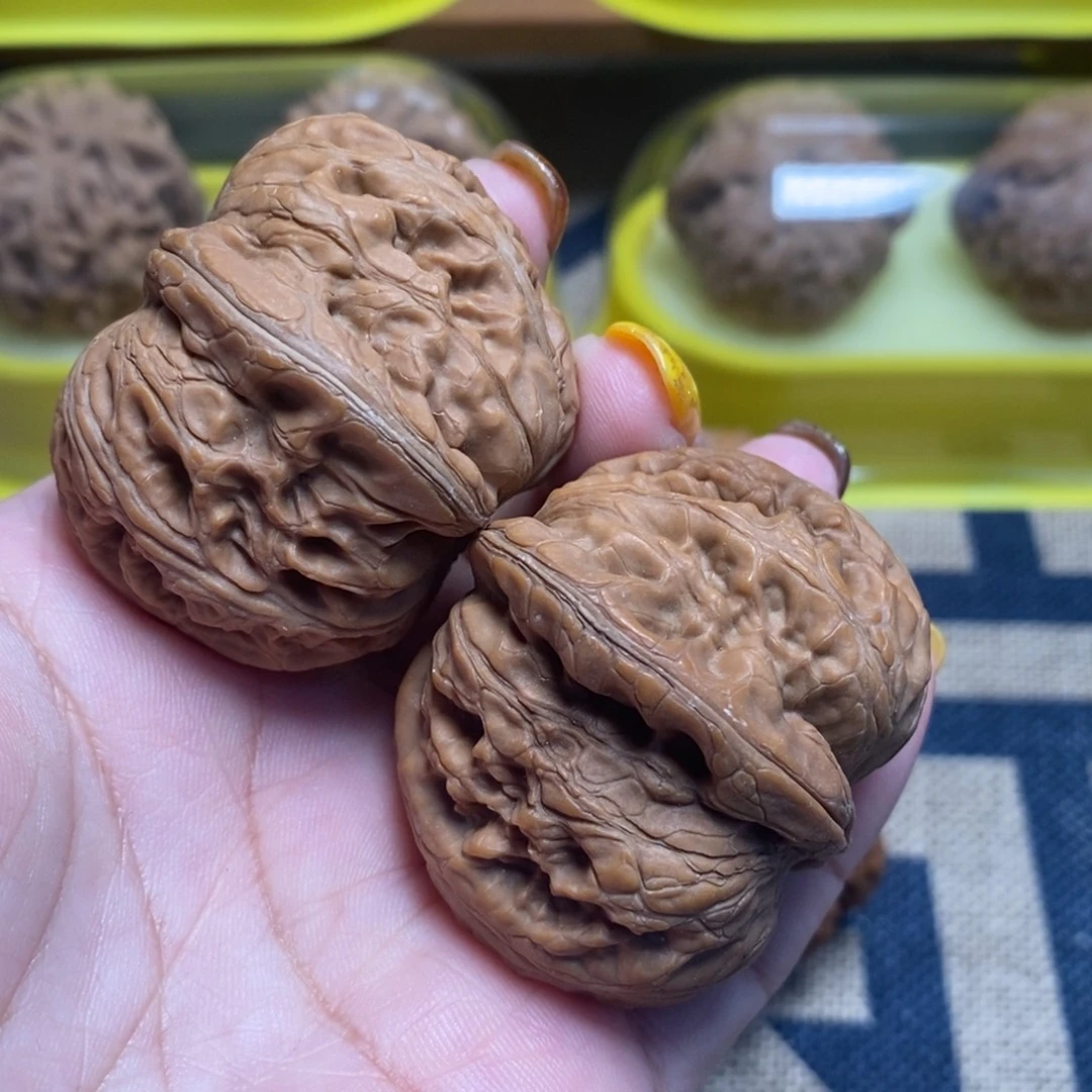 二***）文玩核桃吊坠元宝