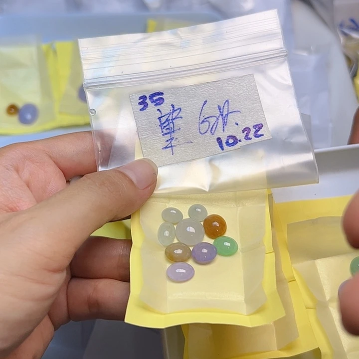 未镶嵌定制翡翠肇****。不