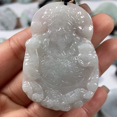 翡翠颈饰未镶嵌财神爷福利