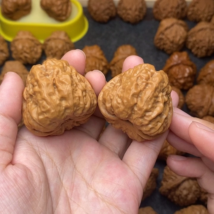 文玩核桃把件蛤蟆38