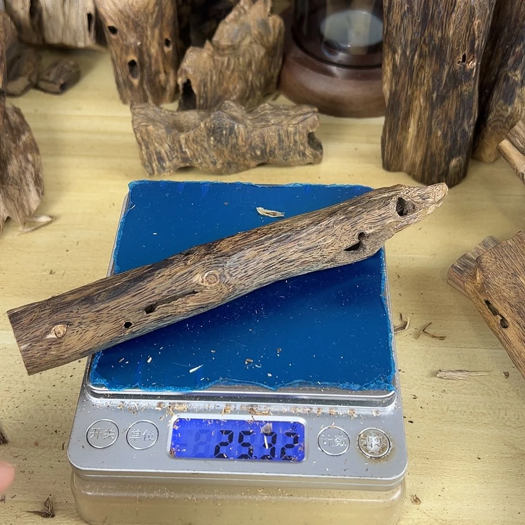 香料绿奇楠虫漏25克白棋