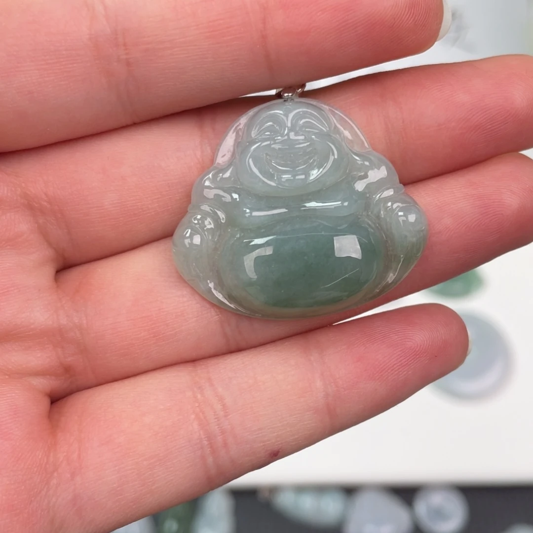 翡翠未镶嵌颈饰佛公