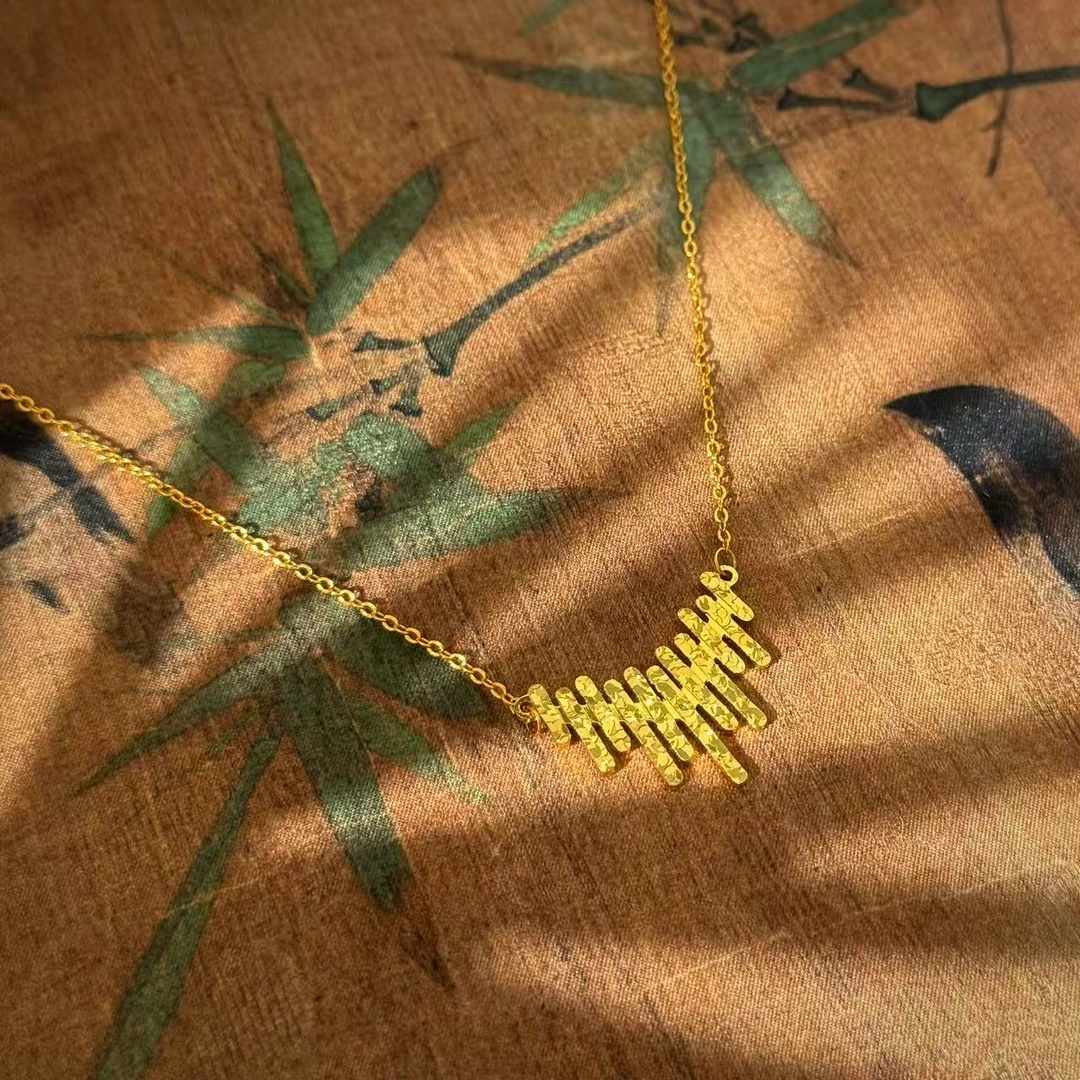 铜合金项链 律动音符碎碎冰锁骨项链