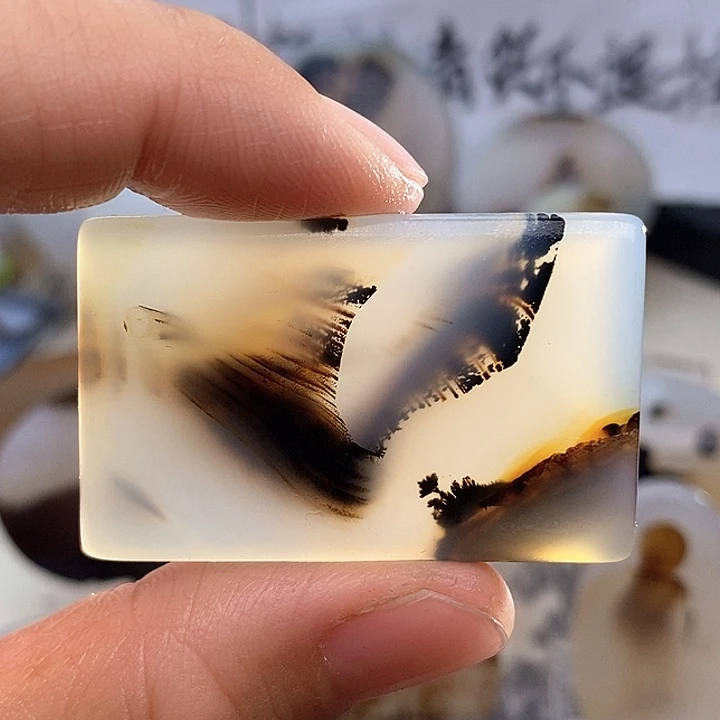 玛瑙/玉髓颈饰未镶嵌