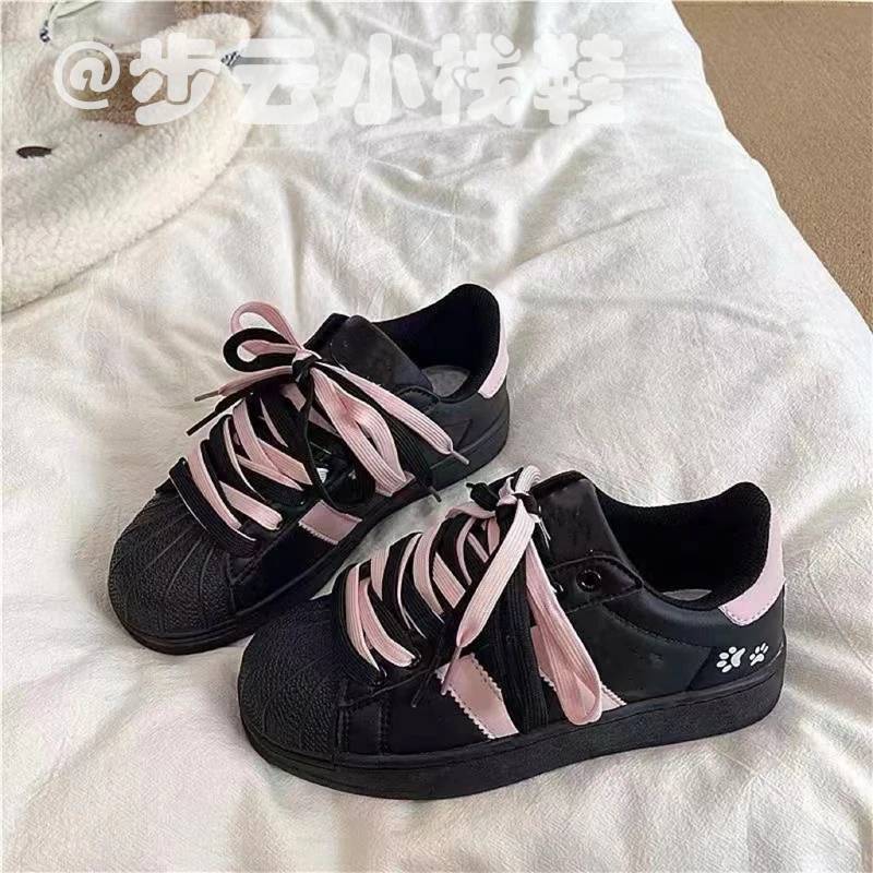 双鞋带黑粉贝壳头板鞋女ins2025新款学生小白鞋子百搭休闲运动鞋