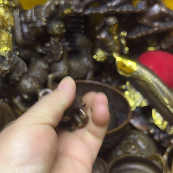 诚信经营精美铜器