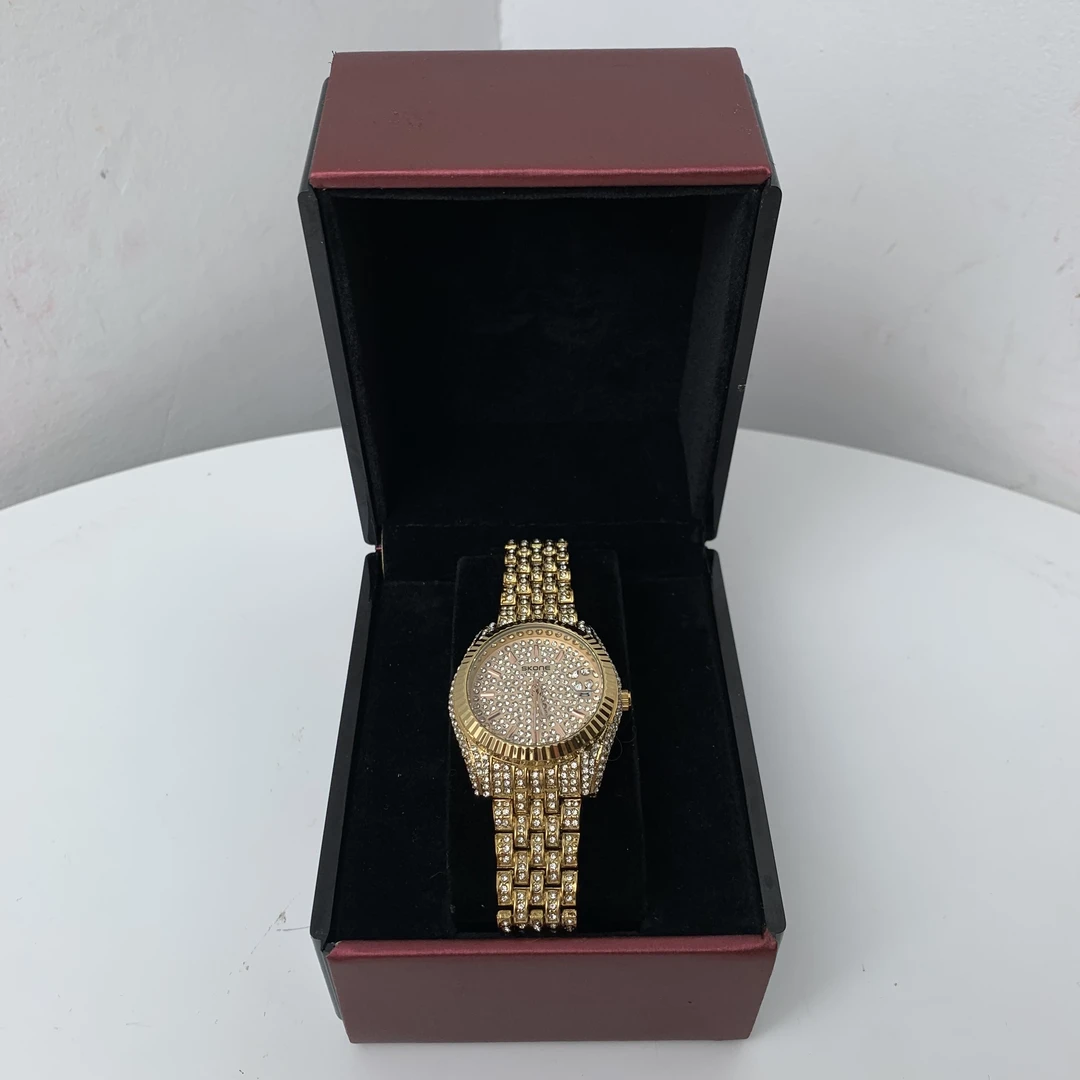 5478【赠调表器】 气质典雅时尚手表赠礼盒