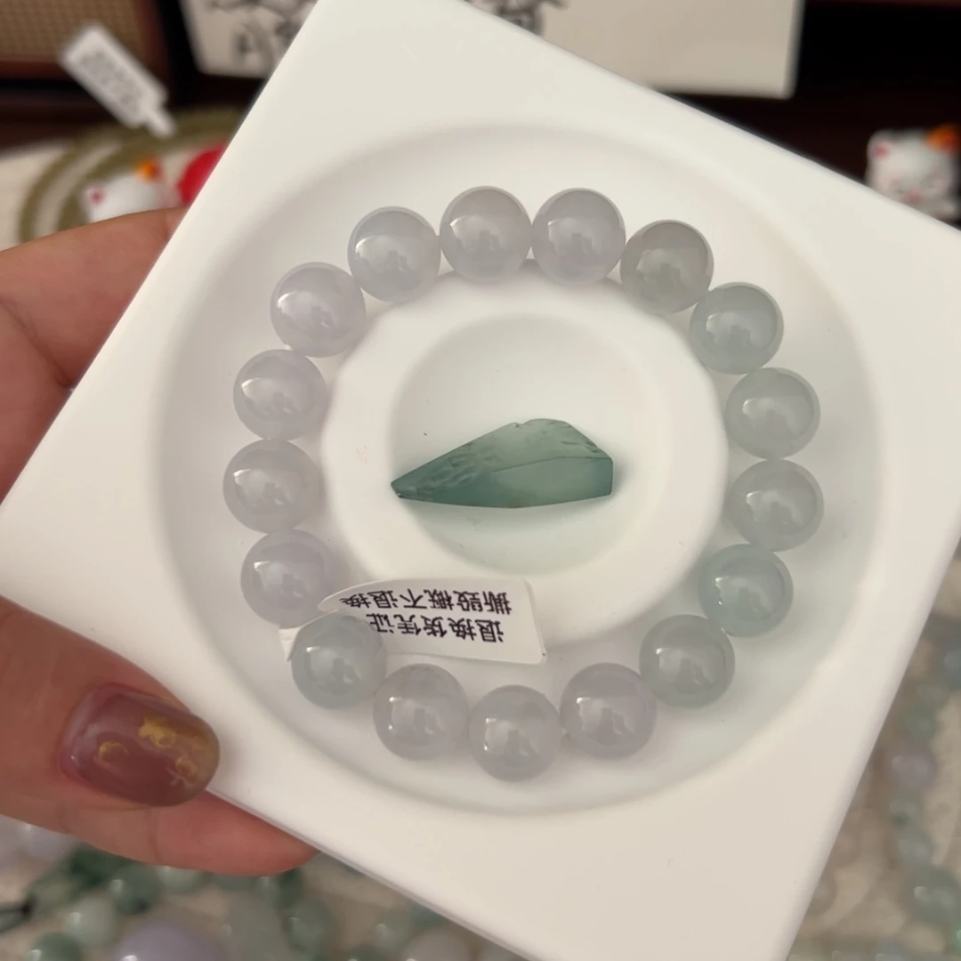 定制翡翠未镶嵌卡11淡春彩手串