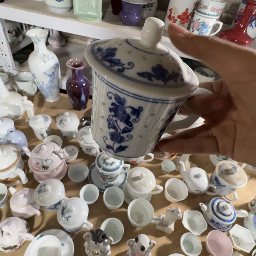 景德镇的陶瓷瓷器