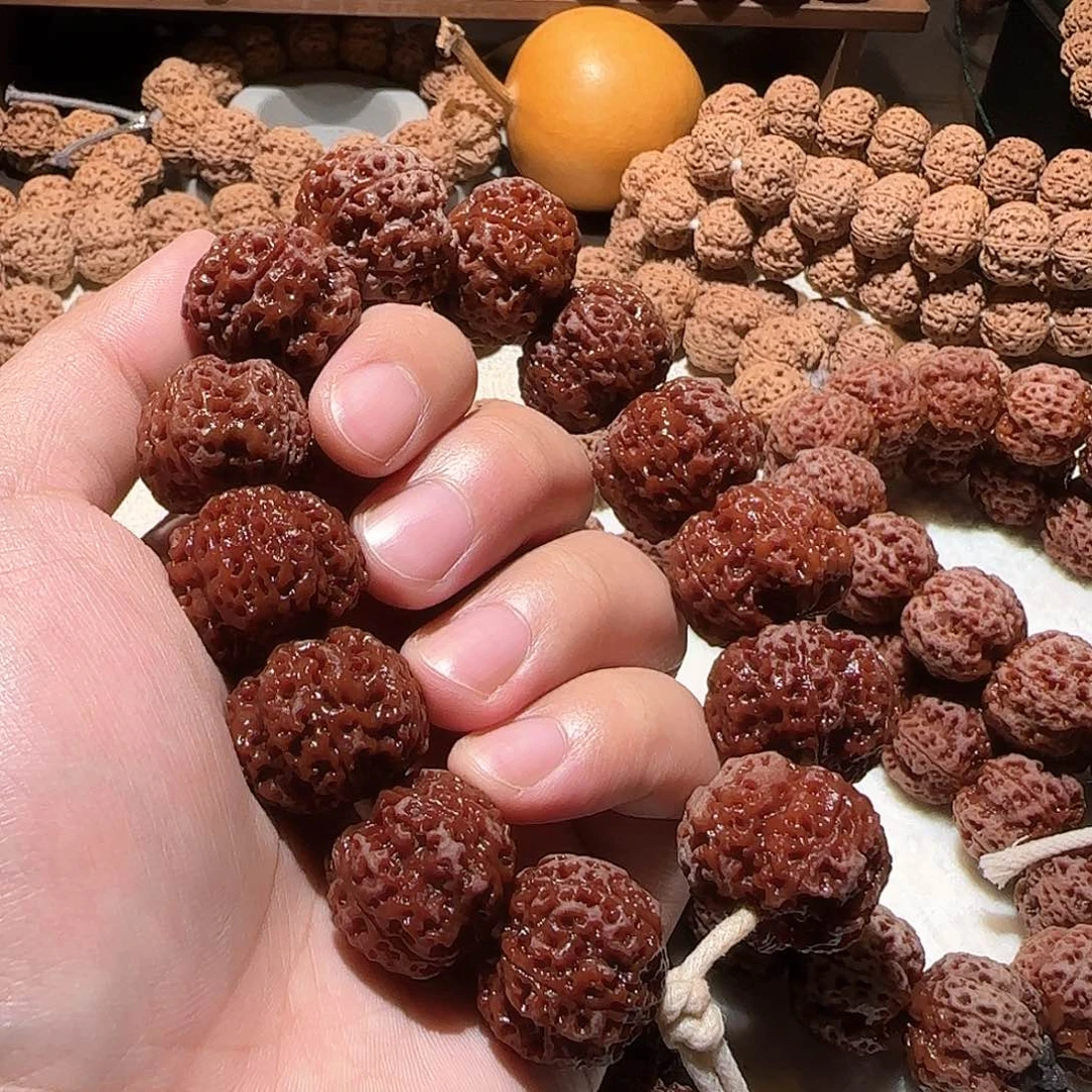 金刚菩提吊坠贝**舟