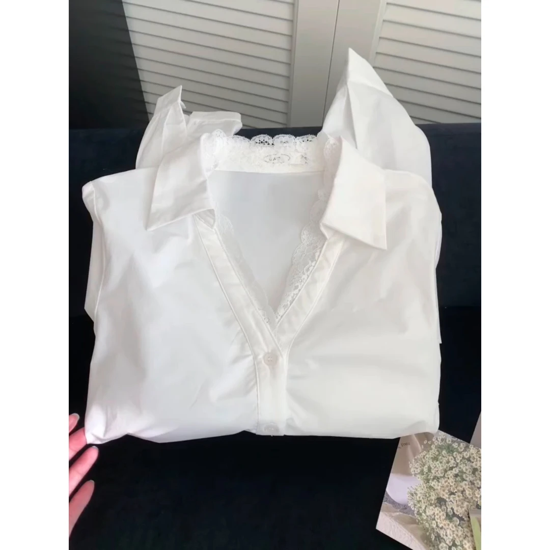 法式蕾丝拼接v领白色衬衫女2025夏季短款设计感小众防晒上衣