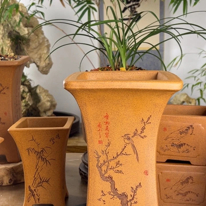 皇***品紫砂花盆紫砂花盆微瑕