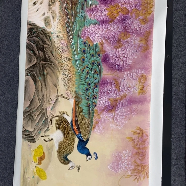 手绘作品等多种形式进行