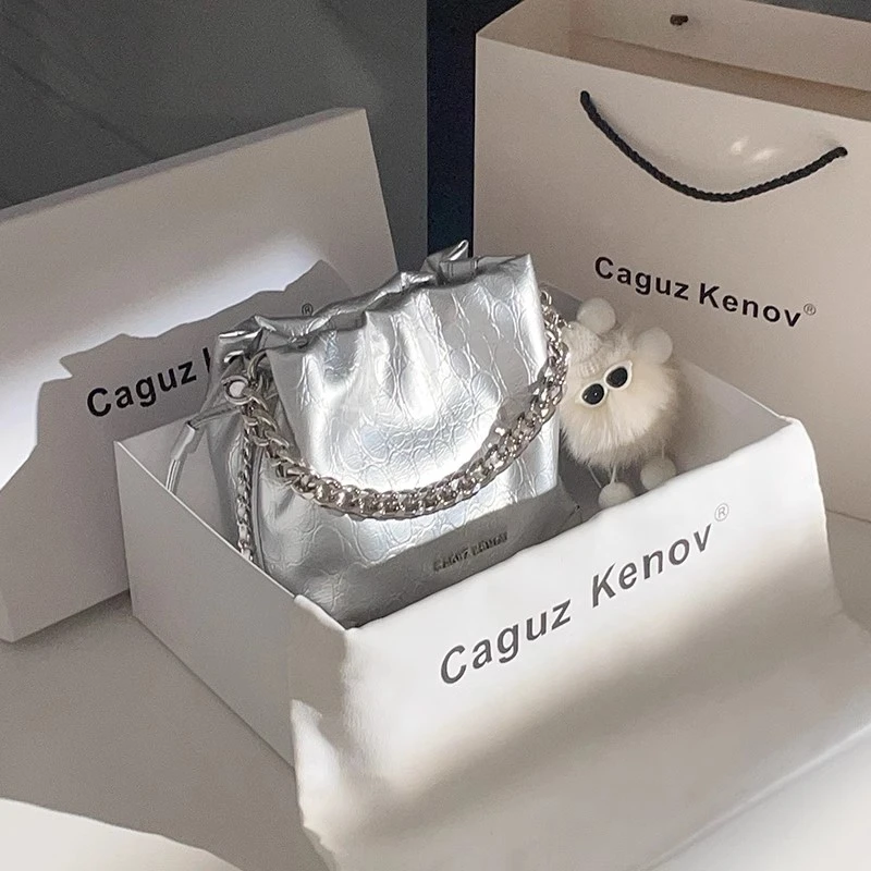 官网小c&k2025夏季新款时尚百搭链条斜挎包高级感单肩水桶包女