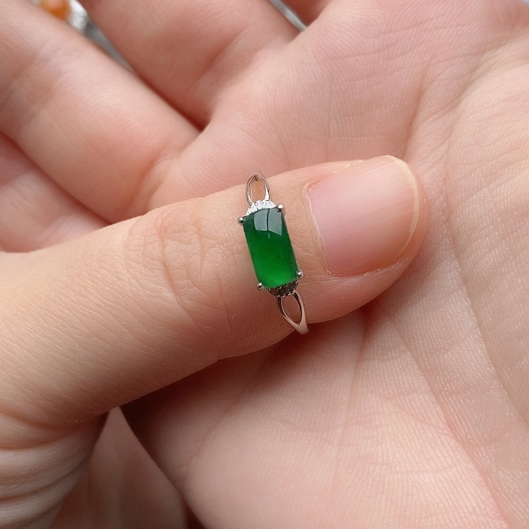 银S925镶嵌戒指翡翠