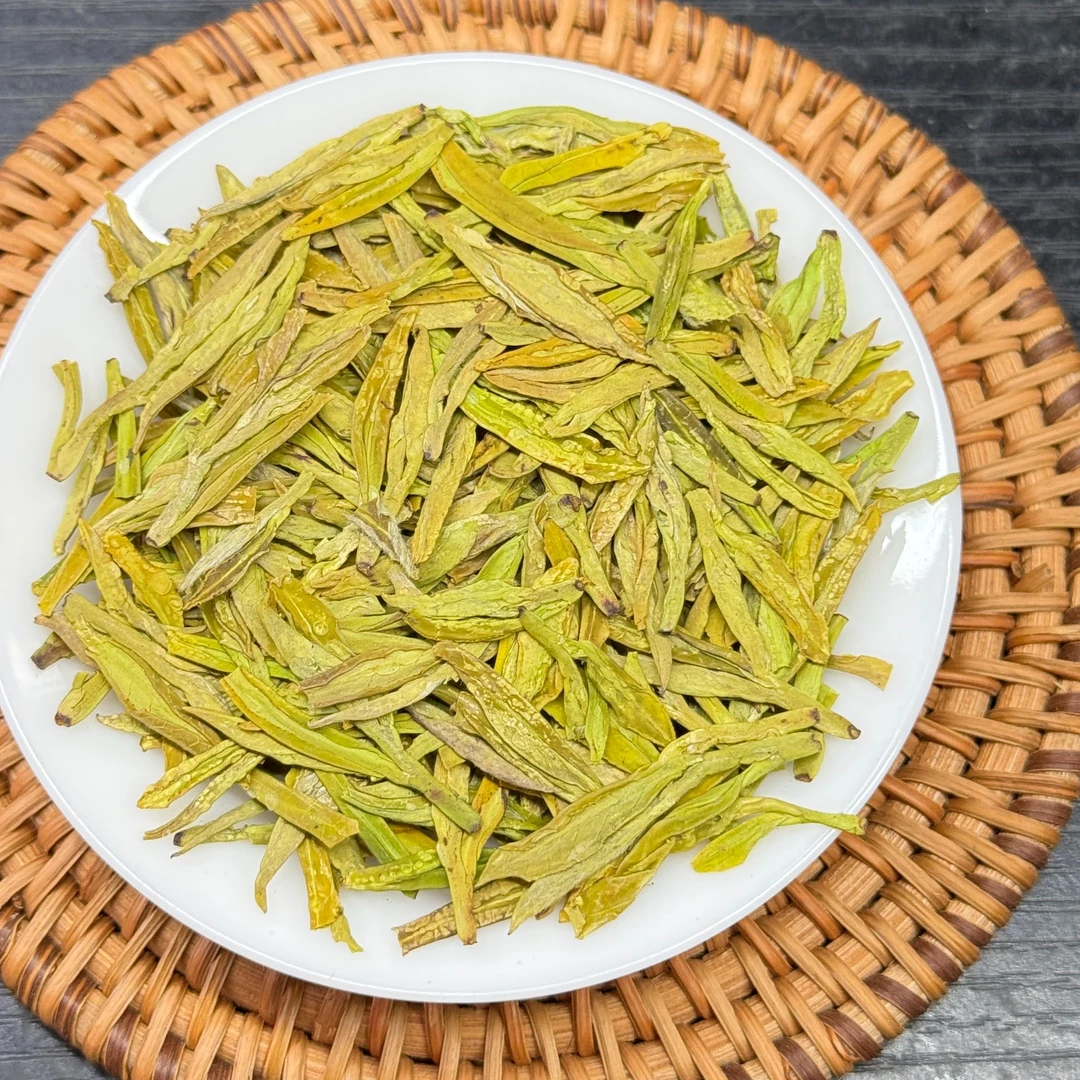 龙形黄金芽 高豆香    2025春茶