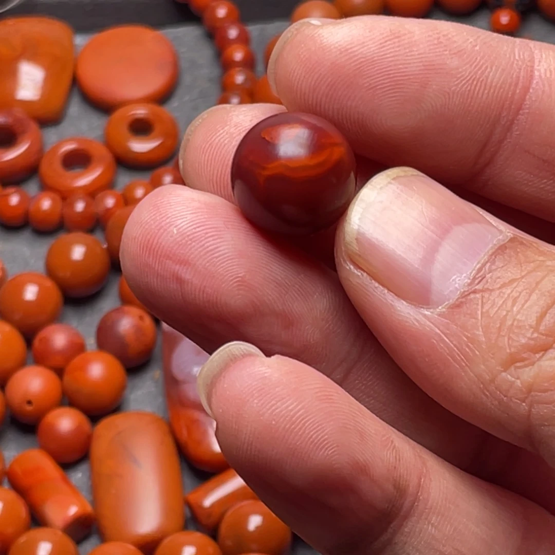 暖***歌南红玛瑙未镶嵌圆珠