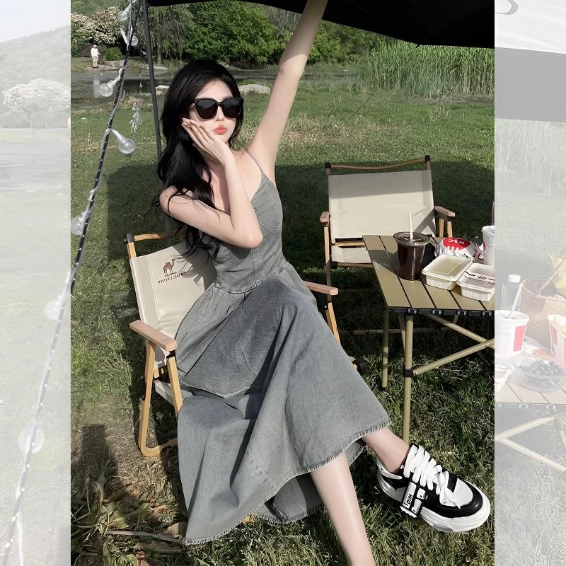 慵懒风法式做旧牛仔连衣裙女夏日松弛感小众修身显瘦V领吊带长裙