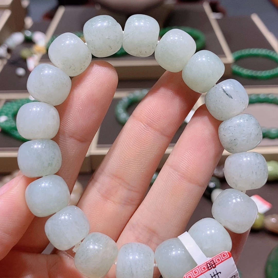 独山玉未镶嵌手串