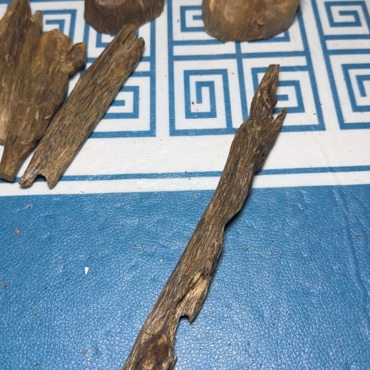 木质绿奇油叶子树心油19克