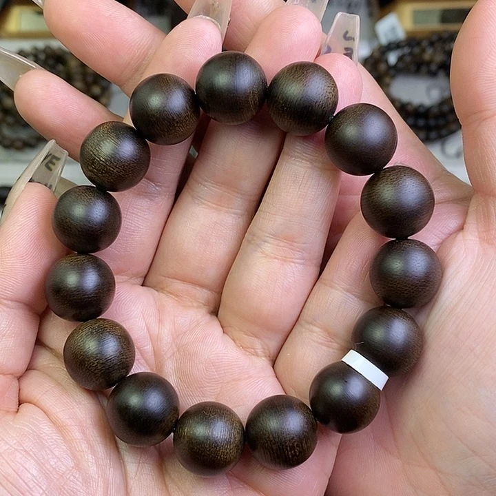 沉香手串谈**生越南芽庄白棋楠玉化沉水