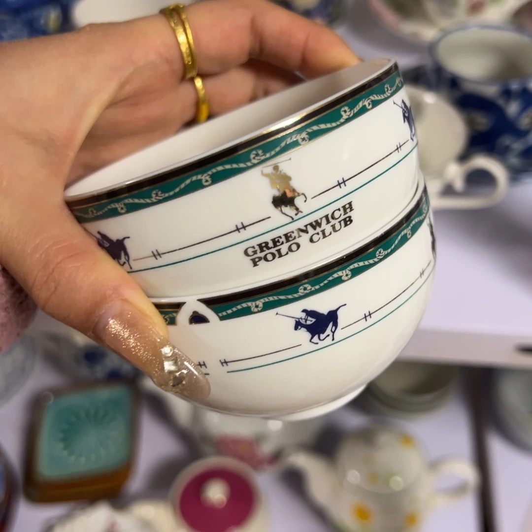 好看的小杯杯杯杯