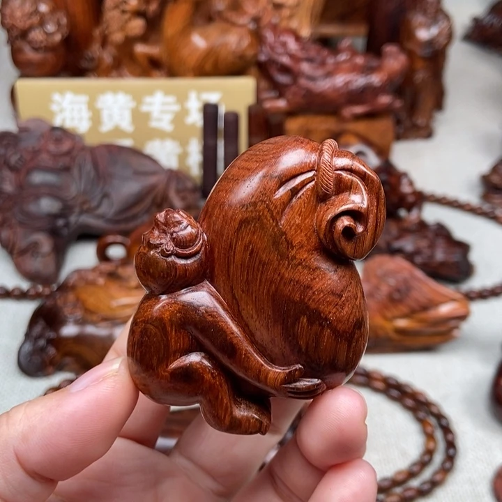 黄花梨/降香黄檀把件